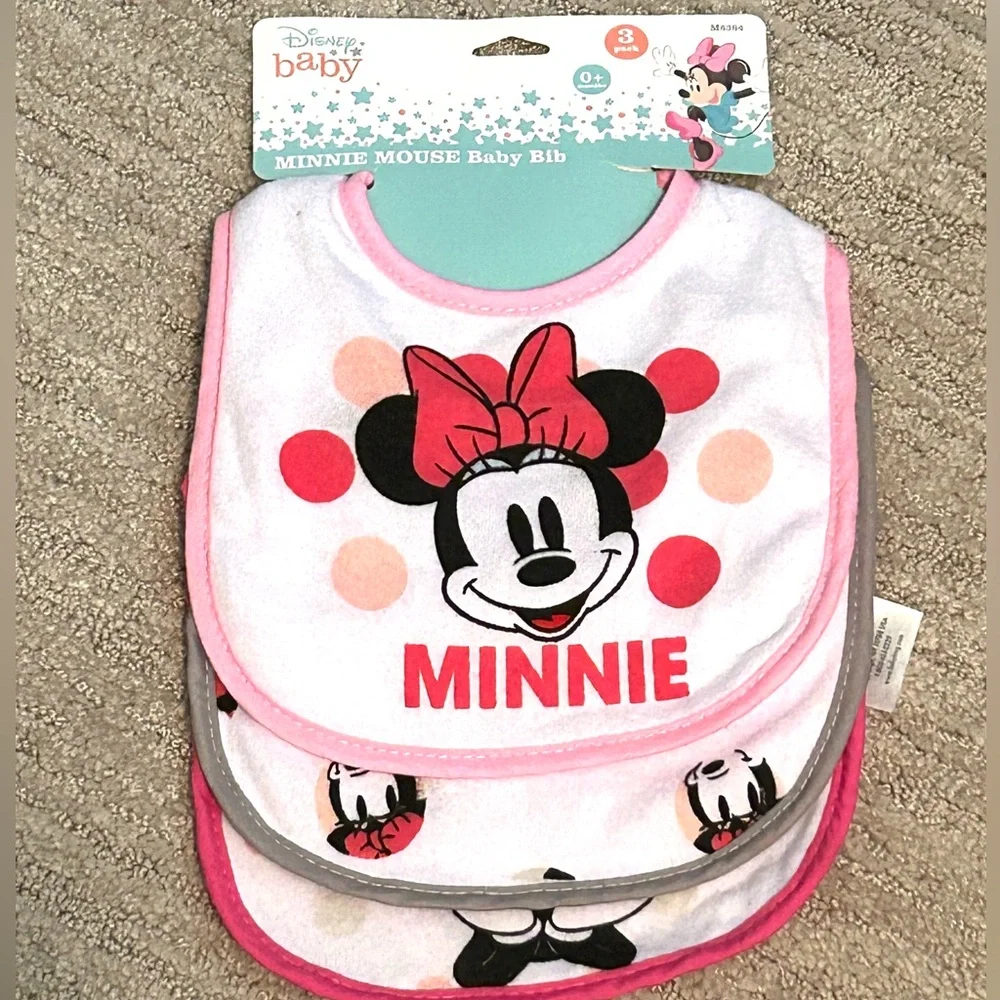 Disney Baby Minnie Mouse 3 PK Bib Set and 2 Sippie 10oz. Cups. NWT